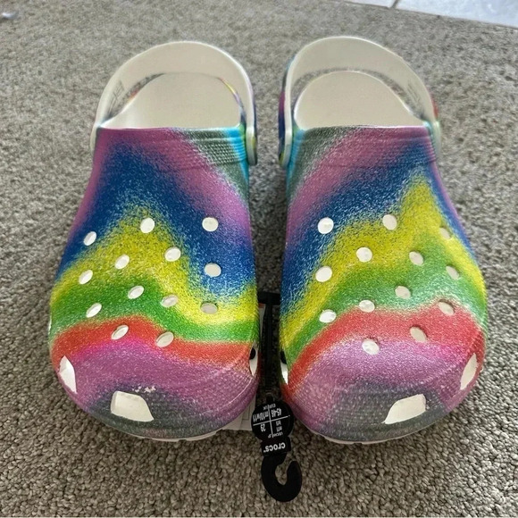 Crocs Classic Spray Dye Clog 208054-94S Size M11 NWT - Picture 1 of 7
